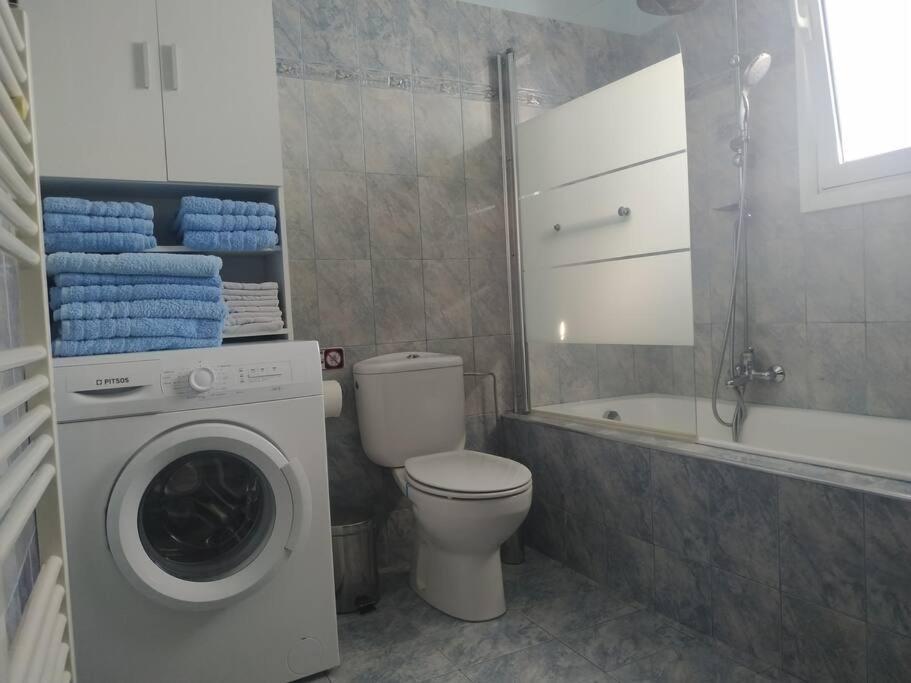 Greek Style Ground Floor Apartment & Pool Ялисос Екстериор снимка