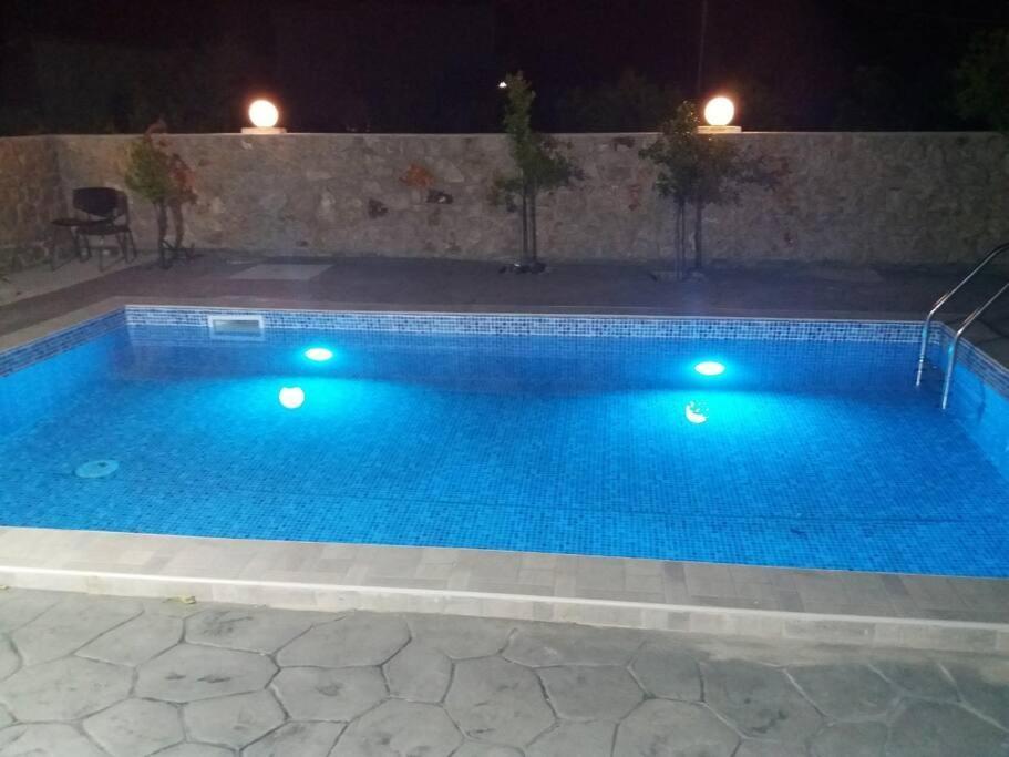 Greek Style Ground Floor Apartment & Pool Ялисос Екстериор снимка