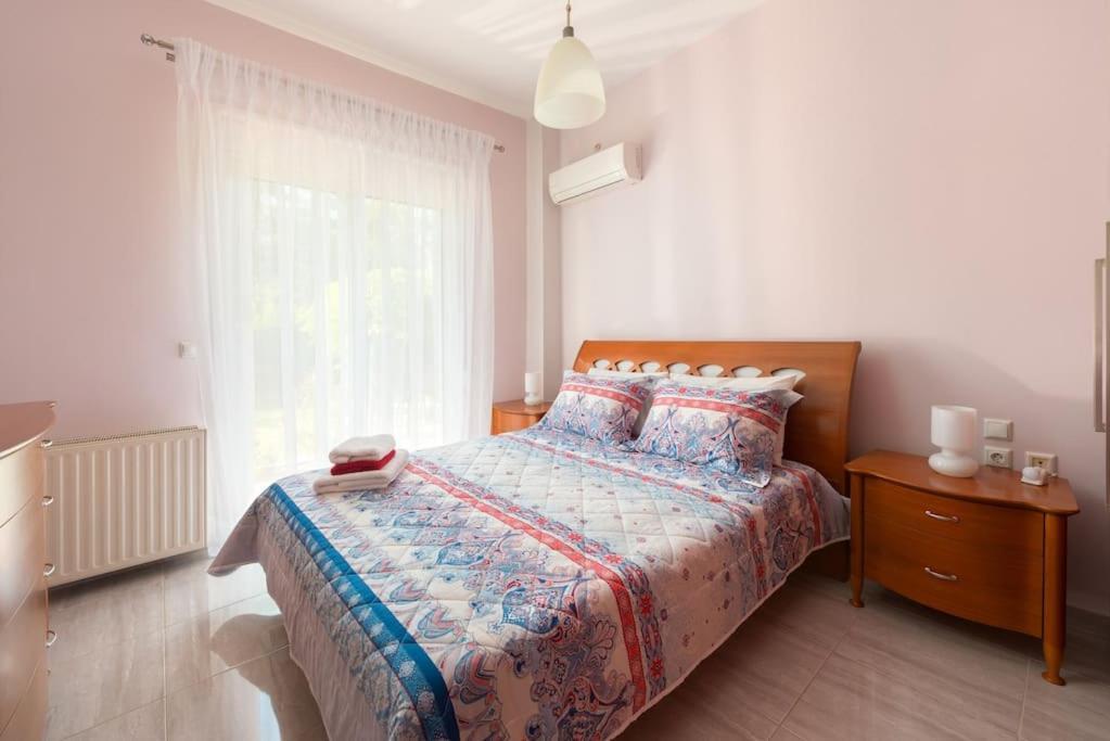 Greek Style Ground Floor Apartment & Pool Ялисос Екстериор снимка