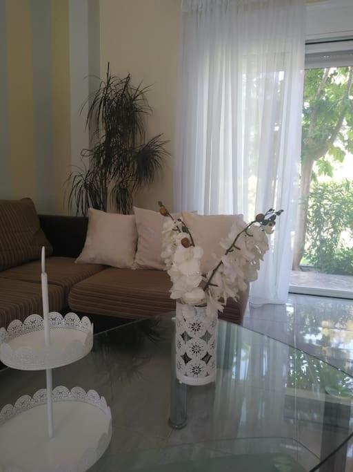 Greek Style Ground Floor Apartment & Pool Ялисос Екстериор снимка