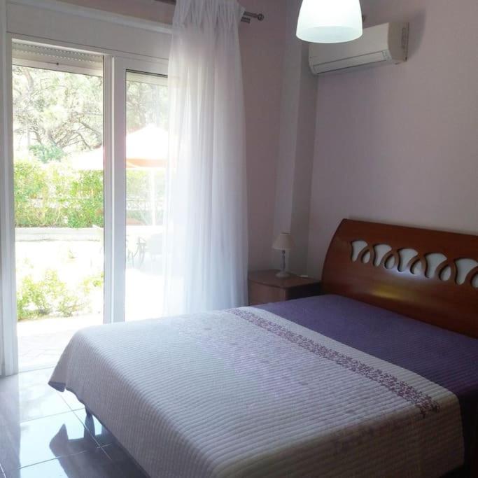 Greek Style Ground Floor Apartment & Pool Ялисос Екстериор снимка