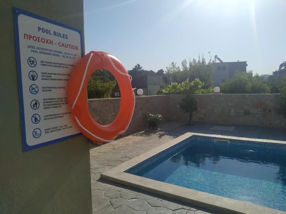 Greek Style Ground Floor Apartment & Pool Ялисос Екстериор снимка